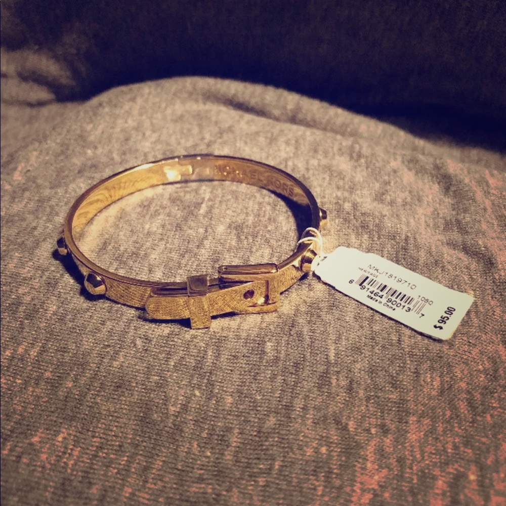 Michael Kors - NWT - Gold Belt Buckle Bangle